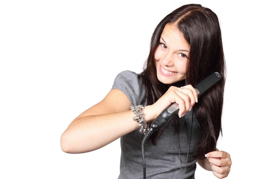 can lice survive a hair straightener